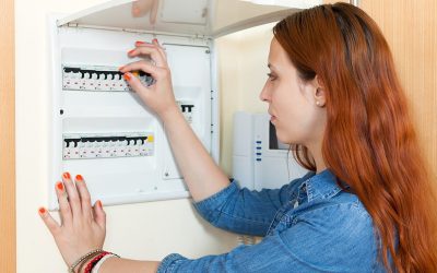 Rede elétrica e canalização atualizadas: segurança e poupança a longo prazo